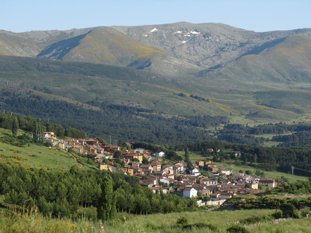 Holiday La Asomailla Country house Hoyos del Espino