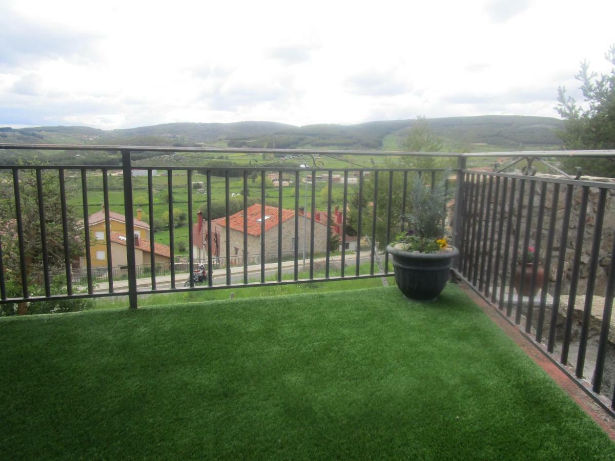 Country house Holiday La Asomailla *